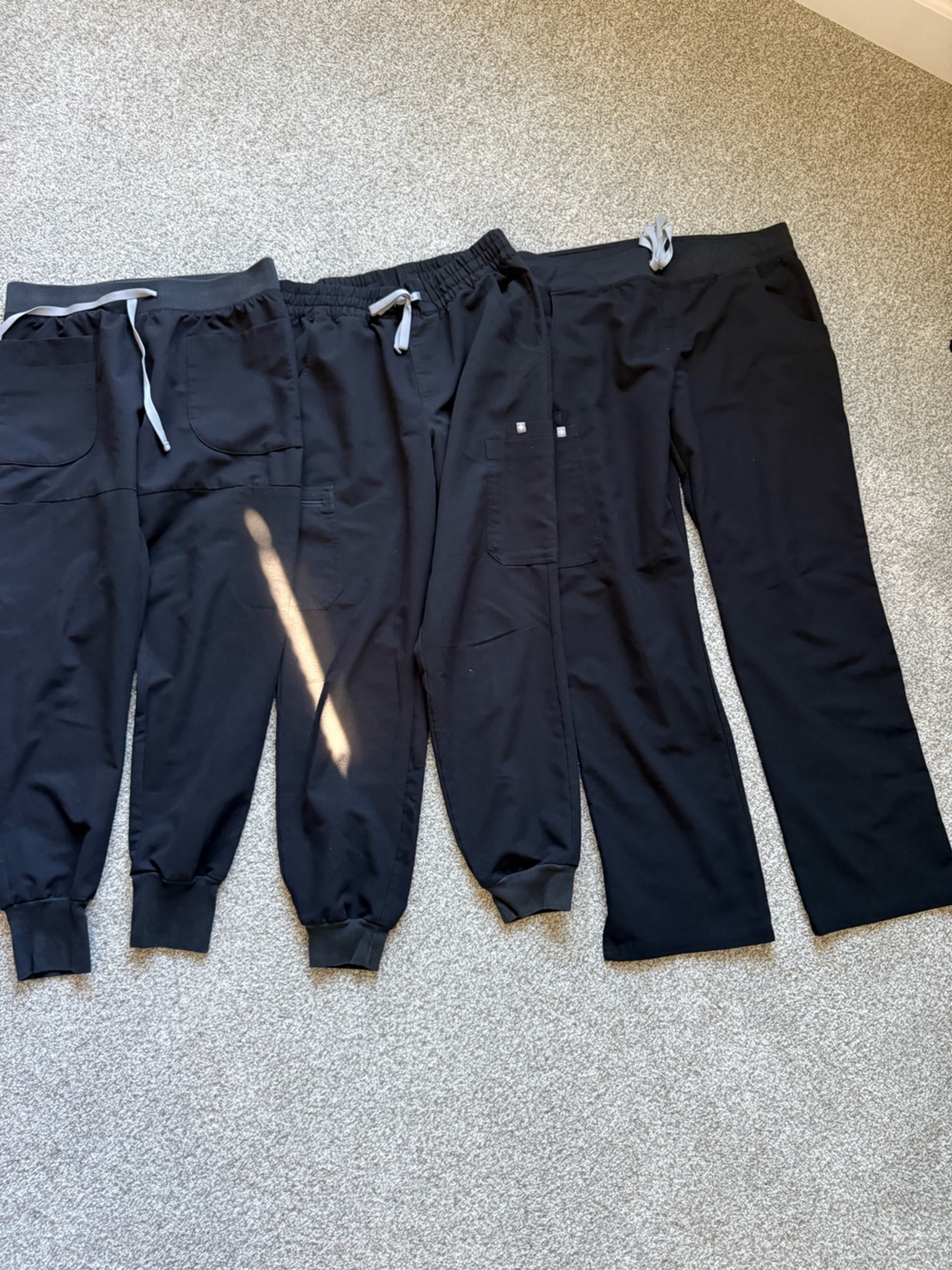 Figs Women's Black Jogger Pants with Drawstring Lot